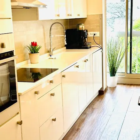 Luxurious Privacy - 130m2 Entire Floor, Pool, Parking, Ac - 5' Croisette - Des Sports Appartamento *