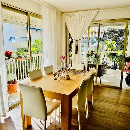 Luxurious Privacy - 130m2 Entire Floor, Pool, Parking, Ac - 5' Croisette - Des Sports * Cannes