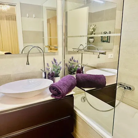 Appartement Luxury & Privacy - Pool, Parking, Ac